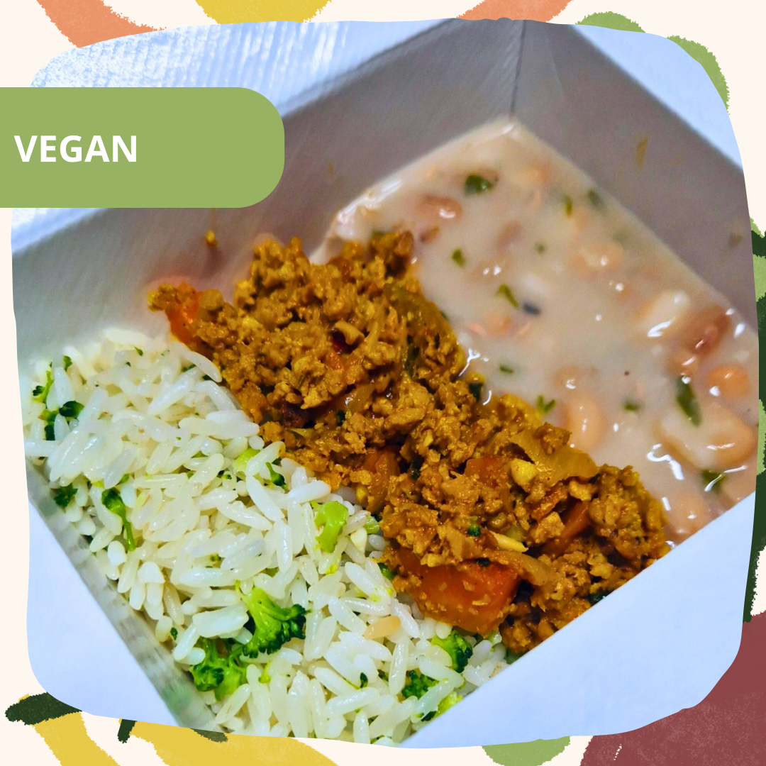 Brasileirinho Vegetariano (soja com ovo, arroz e feijão com curcuma)