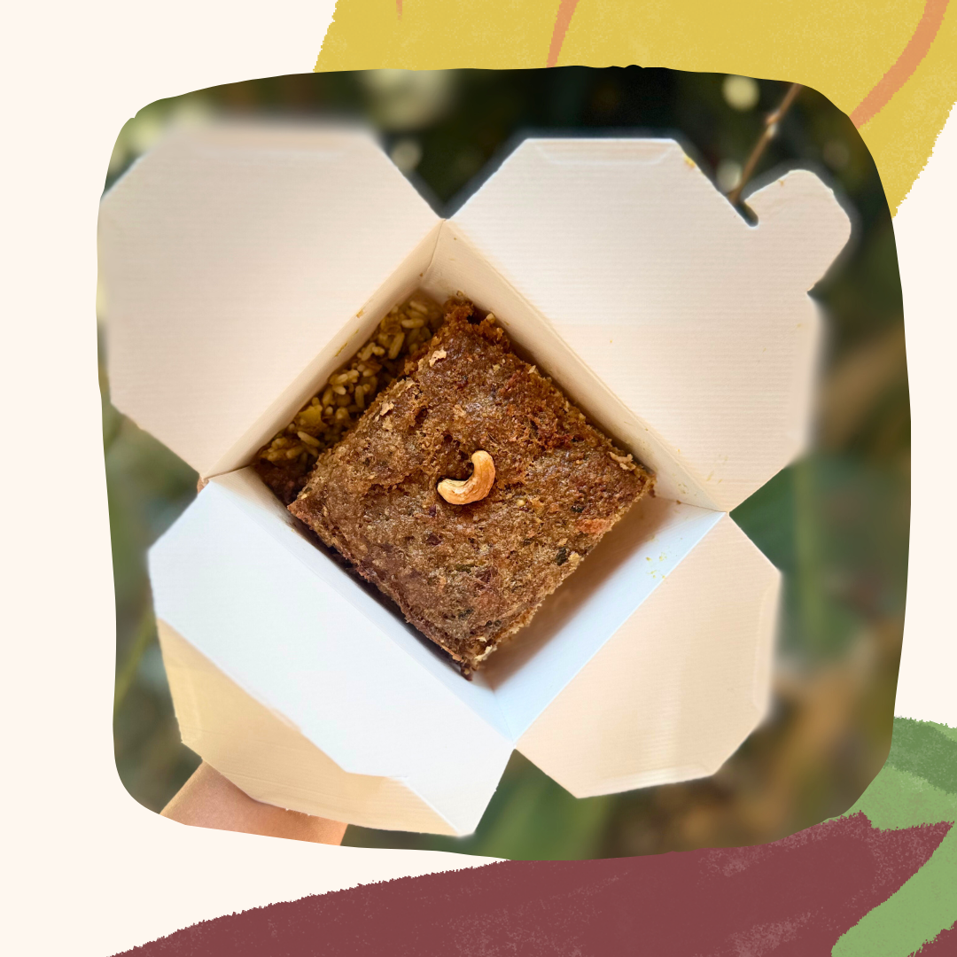 Quibe Árabe de forno com arroz de lentilhas e cebola crocante