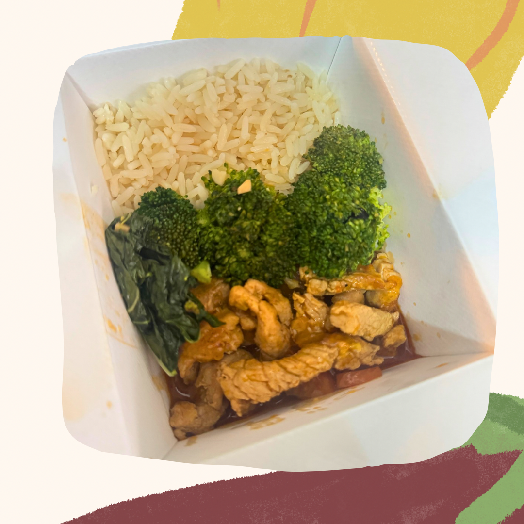 Picadinho de mignon suíno ao molho de cerveja preta, arroz e mix de cogumelos com brócolos