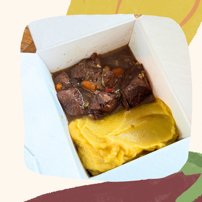 Carne de panela com puré de batata doce